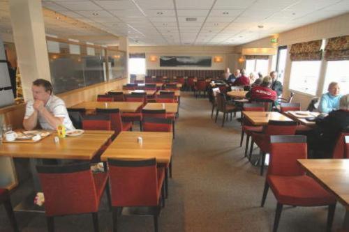 Hamaroy Hotel Innhavet ภายนอก รูปภาพ