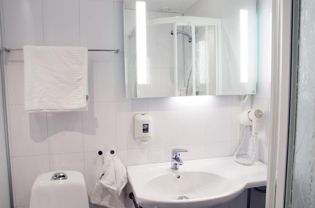 Hamaroy Hotel Innhavet ภายนอก รูปภาพ